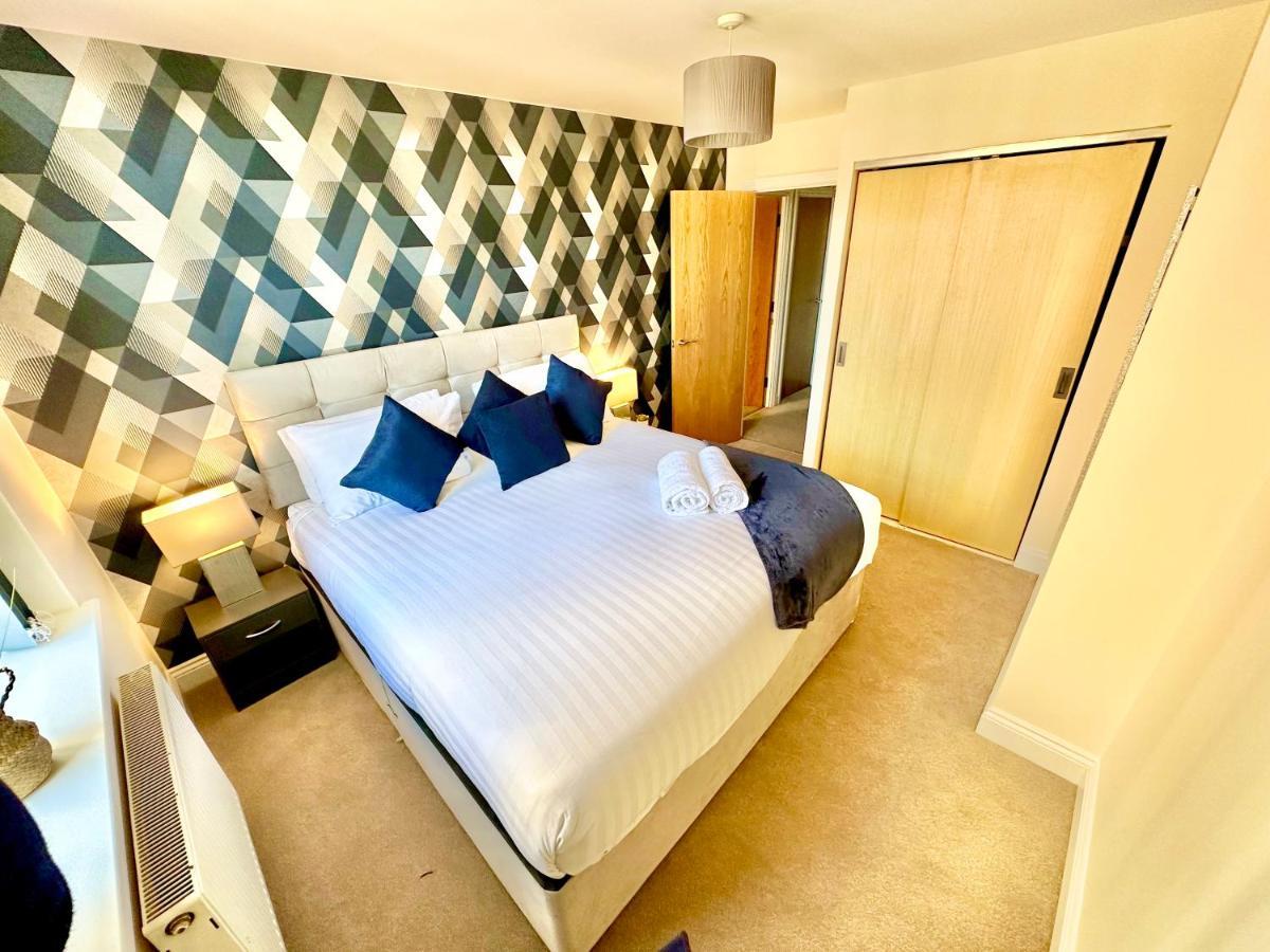 A Stylish Retreat - Super King Bed - Heart Of Town Centre - 5 Mins Stroll To Beach 伯恩茅斯 外观 照片